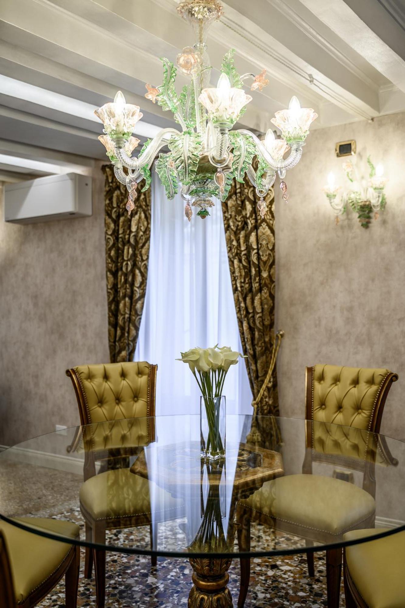 Ca Rialto 4122 - Luxury Terrace Lejlighed Venedig Eksteriør billede
