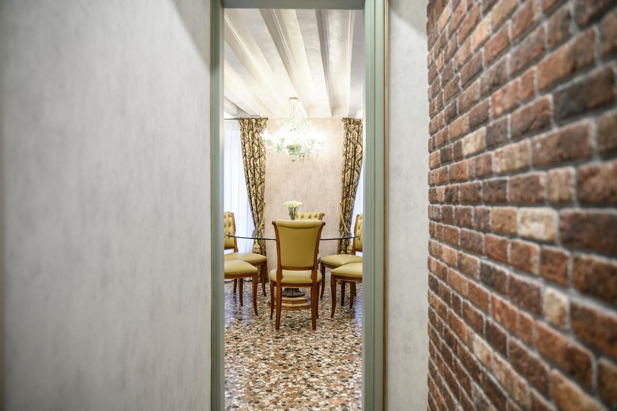 Ca Rialto 4122 - Luxury Terrace Lejlighed Venedig Eksteriør billede
