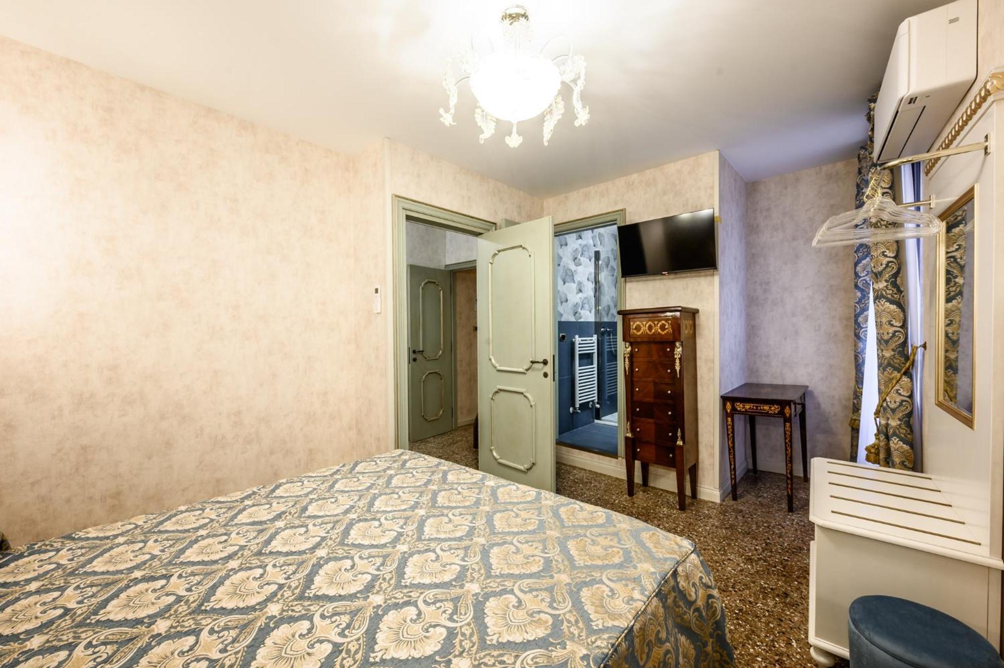 Ca Rialto 4122 - Luxury Terrace Lejlighed Venedig Eksteriør billede