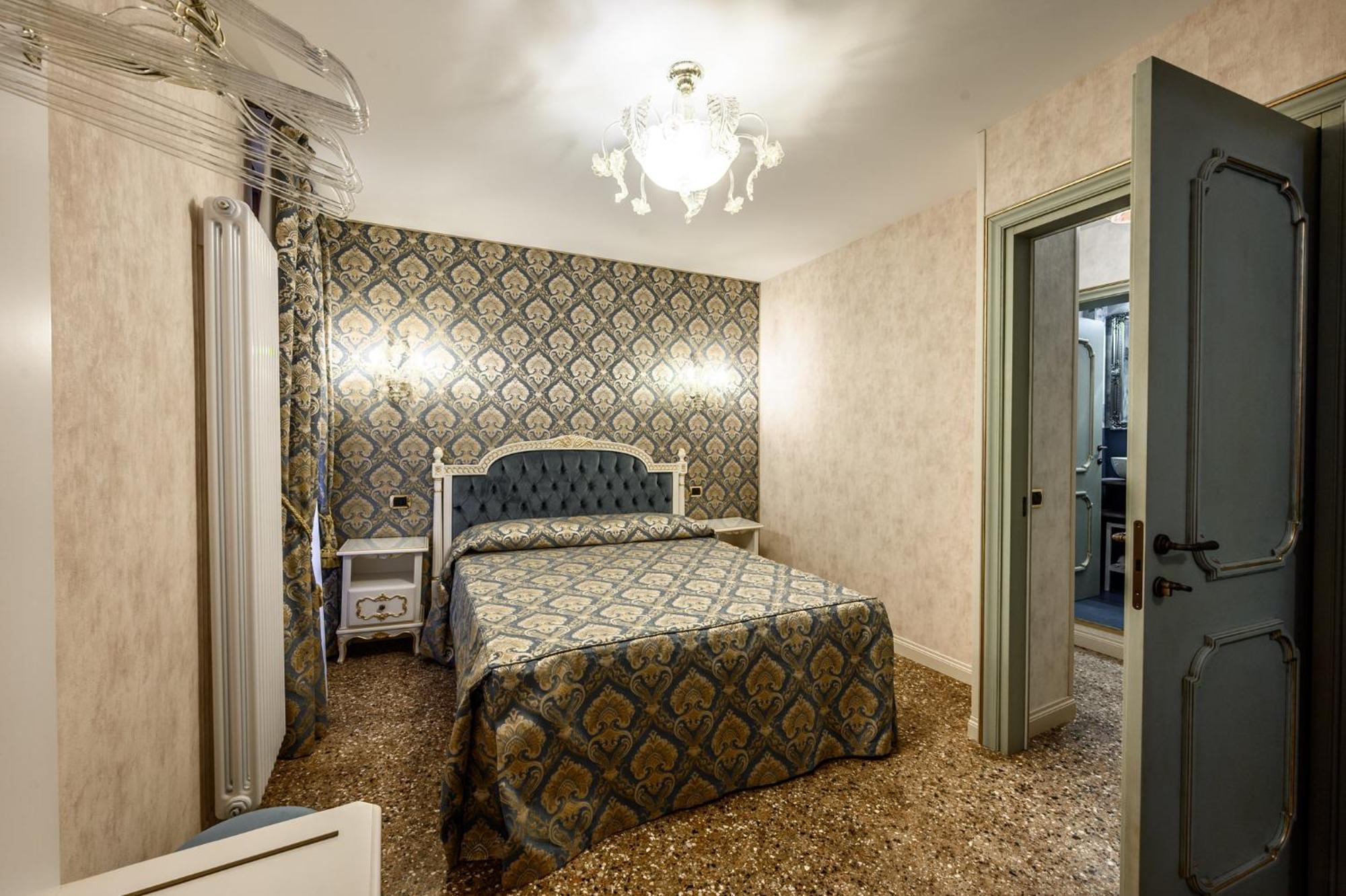 Ca Rialto 4122 - Luxury Terrace Lejlighed Venedig Eksteriør billede
