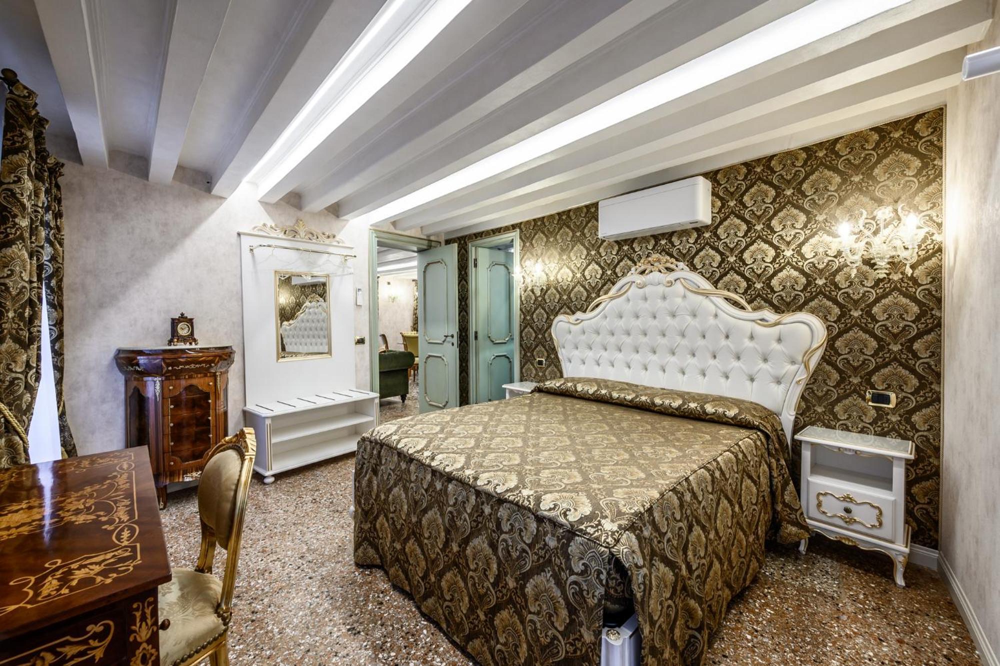 Ca Rialto 4122 - Luxury Terrace Lejlighed Venedig Eksteriør billede